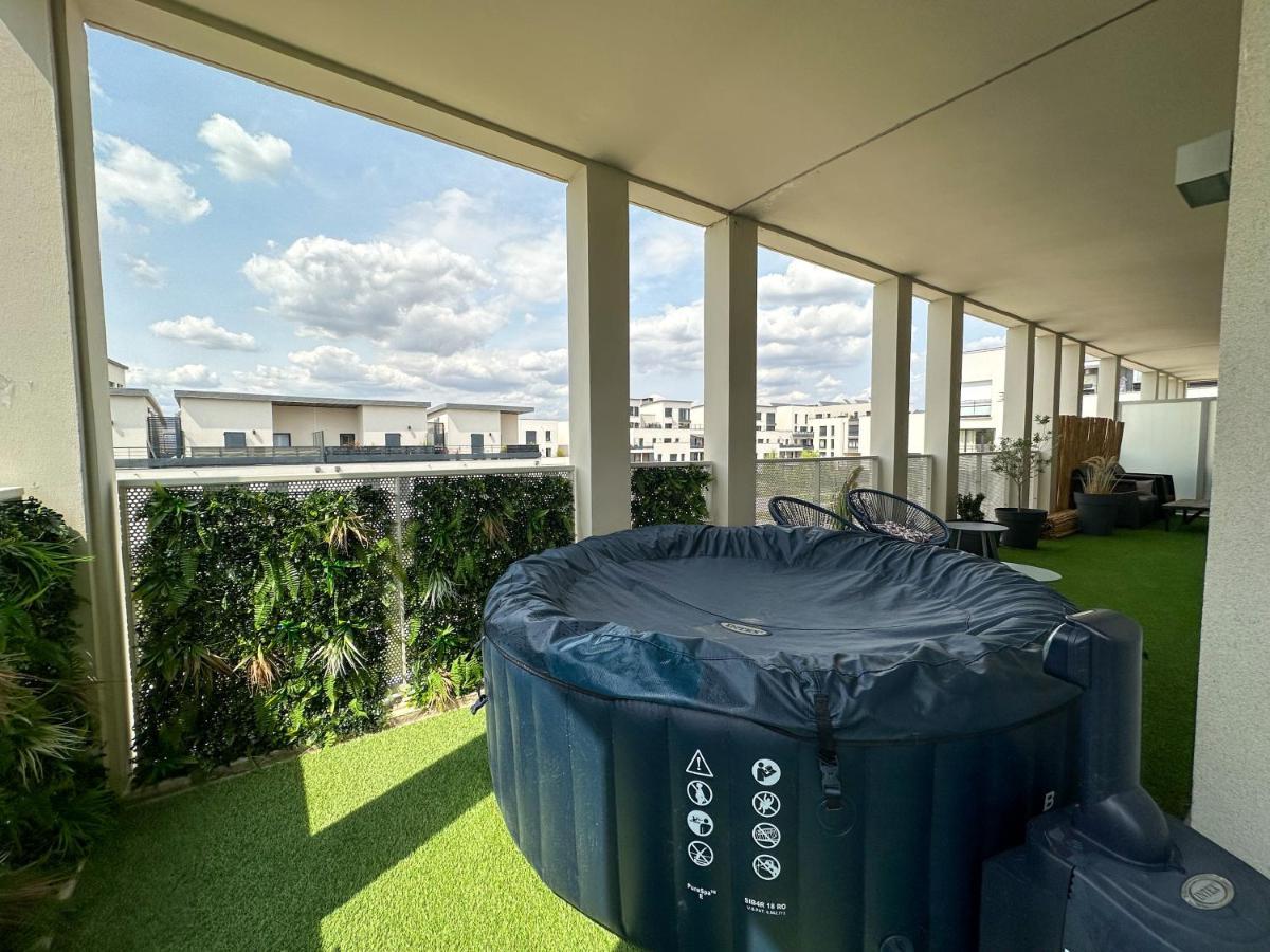 Loggia Dream Jacuzzi Lägenhet Montévrain Exteriör bild